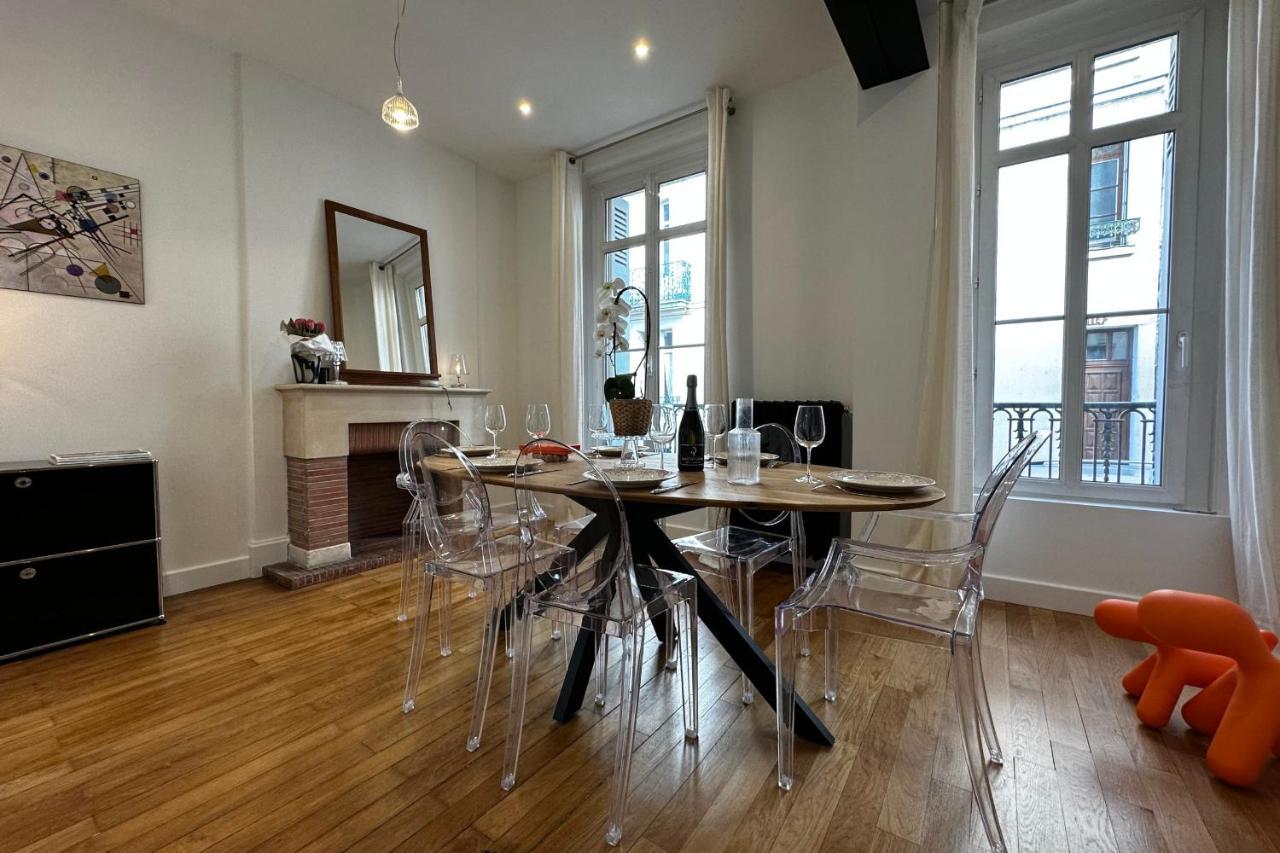 In The Beautiful Districts Of Tours A "Particular" With Great Comfort Villa Ngoại thất bức ảnh