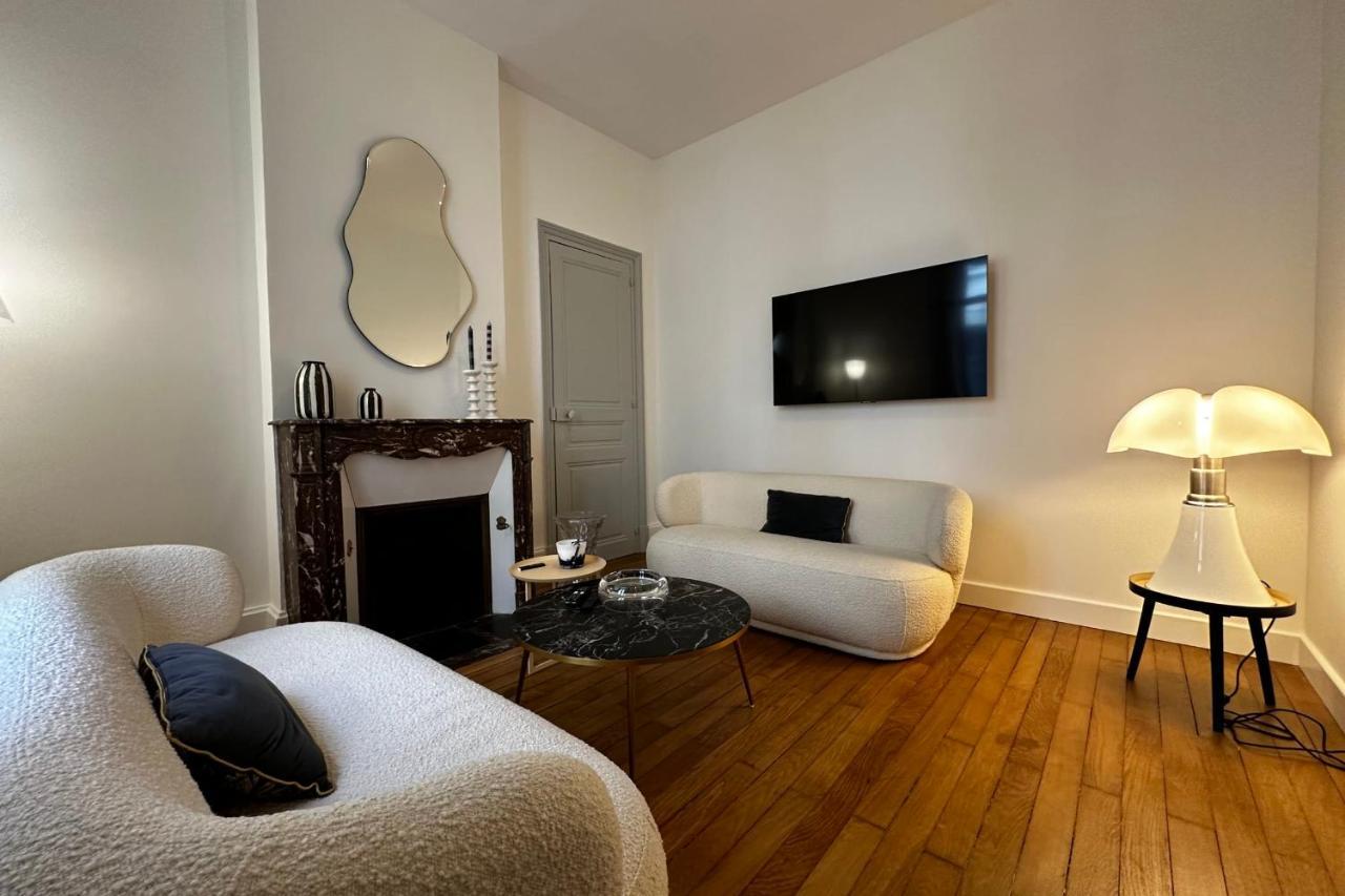 In The Beautiful Districts Of Tours A "Particular" With Great Comfort Villa Ngoại thất bức ảnh