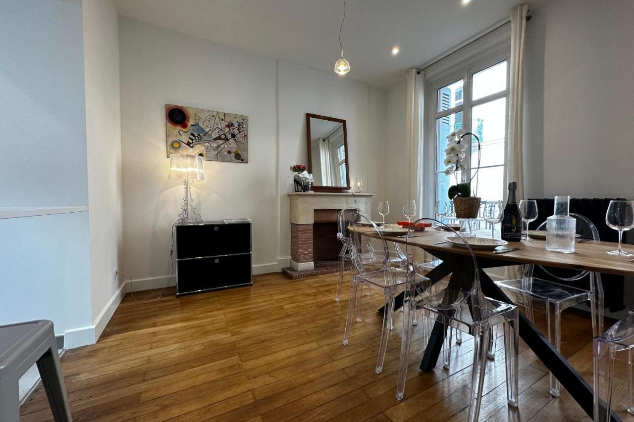 In The Beautiful Districts Of Tours A "Particular" With Great Comfort Villa Ngoại thất bức ảnh